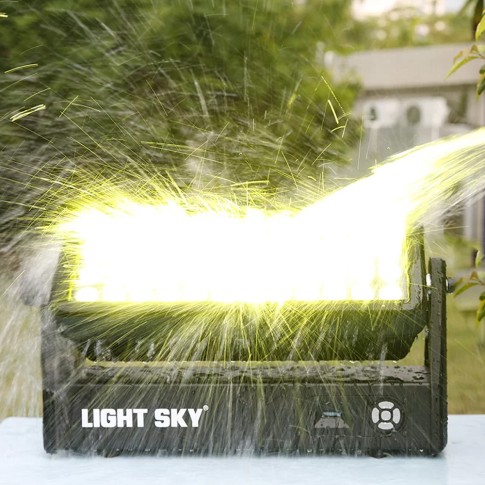 Светодиодный прожектор Light Sky Sirena с классом защиты IP65 (водонепроницаемый) | arenda Светодиодный прожектор Light Sky Sirena с классом защиты IP65 (водонепроницаемый) | arenda