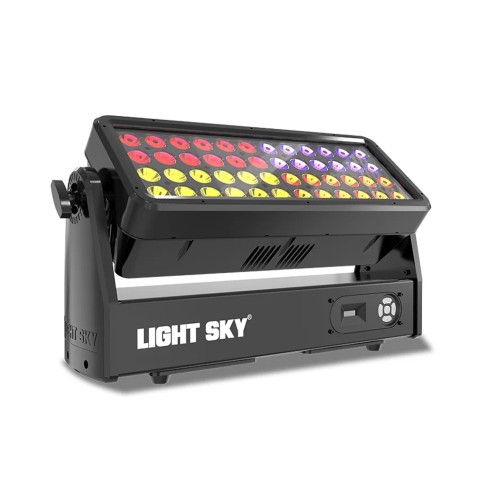 Светодиодный прожектор Light Sky Sirena с классом защиты IP65 (водонепроницаемый) | arenda Светодиодный прожектор Light Sky Sirena с классом защиты IP65 (водонепроницаемый) | arenda