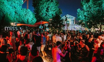 Skaņas, gaismu iekārtu, ekrānu un inventāra ilgtermiņa noma