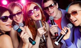 Karaoke mājas apstākļos