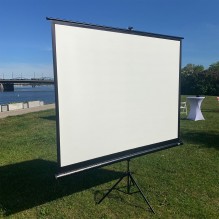 Экран видеопроектора <br /><span style=text-transform:none;><small> 2×2 м</small></span> Экран видеопроектора <br /><span style=text-transform:none;><small> 2×2 м</small></span>